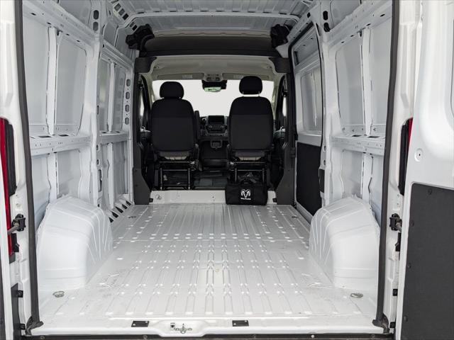 2026 Ram ProMaster Cargo Van Tradesman High Roof 136" WB w/Pass Seat