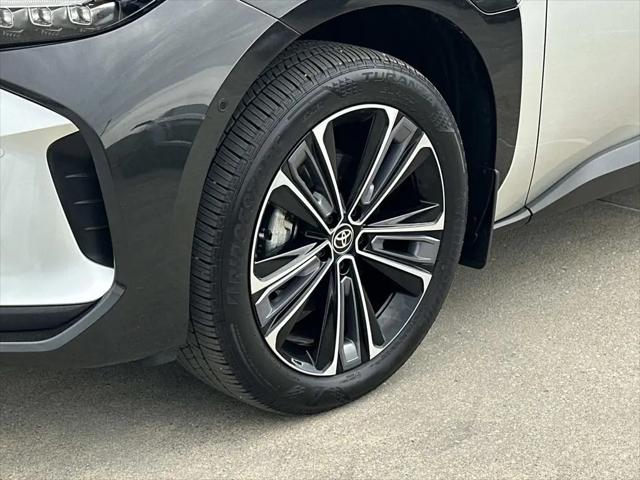 2025 Toyota bZ4X Limited
