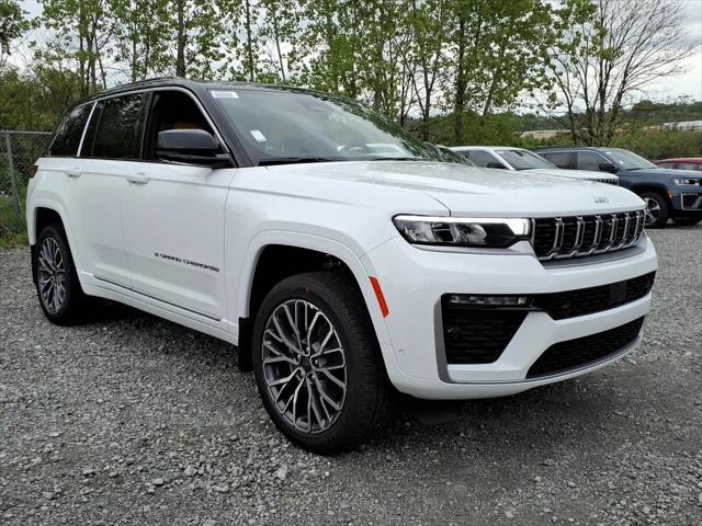 2026 Jeep Grand Cherokee Summit 4x4