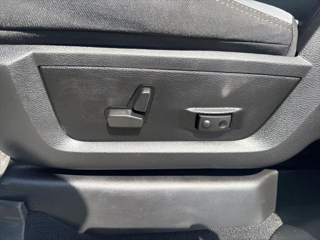2023 Ram 2500 Big Horn Crew Cab 4x4 6'4" Box