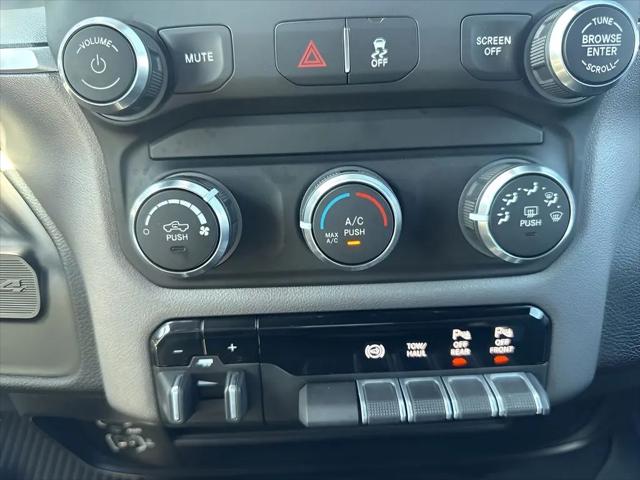 2023 Ram 2500 Big Horn Crew Cab 4x4 6'4" Box