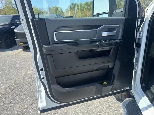 2023 Ram 2500 Big Horn Crew Cab 4x4 6'4" Box