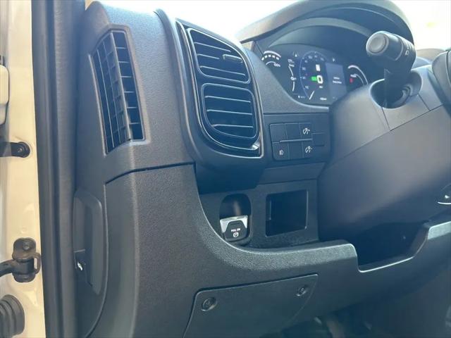 2024 Ram ProMaster Tradesman