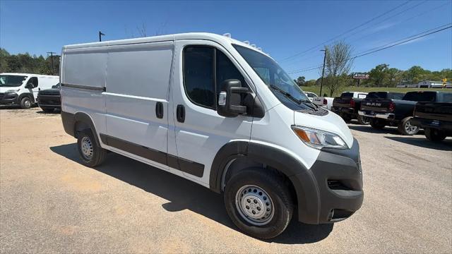 2026 Ram ProMaster Cargo Van Tradesman Low Roof 136" WB w/Pass Seat