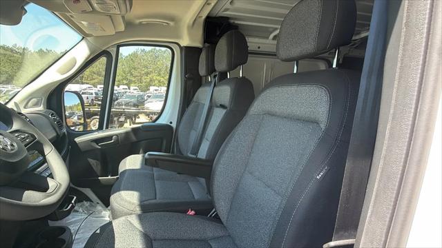 2026 Ram ProMaster Cargo Van Tradesman Low Roof 136" WB w/Pass Seat