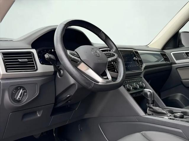 2023 Volkswagen Atlas 3.6L V6 SEL R-Line Black