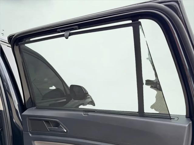 2023 Volkswagen Atlas 3.6L V6 SEL R-Line Black