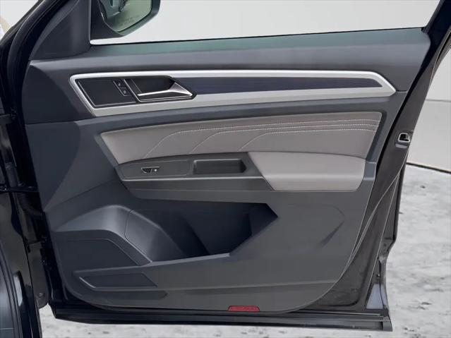2023 Volkswagen Atlas 3.6L V6 SEL R-Line Black