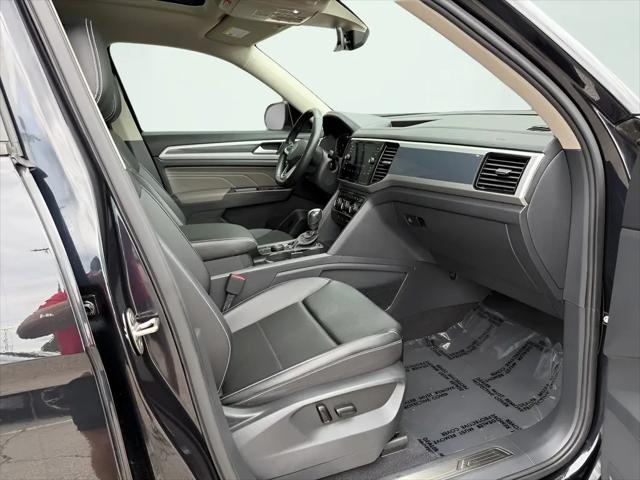 2023 Volkswagen Atlas 3.6L V6 SEL R-Line Black