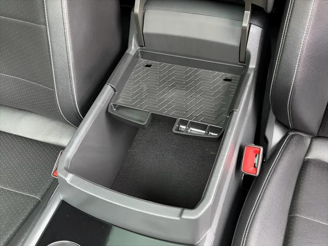 2023 Volkswagen Atlas 3.6L V6 SEL R-Line Black