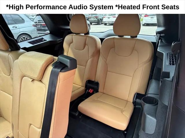 2018 Volvo XC90 T6 Momentum