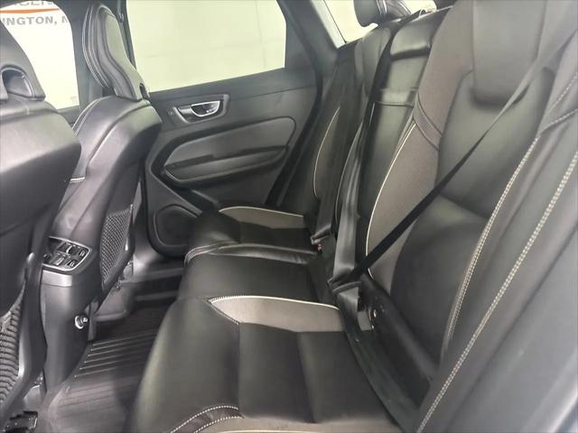 2020 Volvo XC60 T5 R-Design