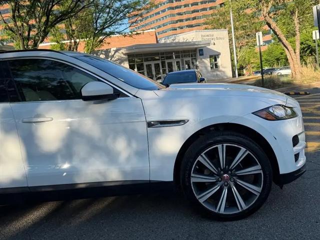 2019 Jaguar F-PACE 25t Prestige