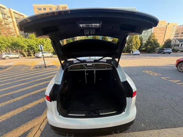 2019 Jaguar F-PACE 25t Prestige