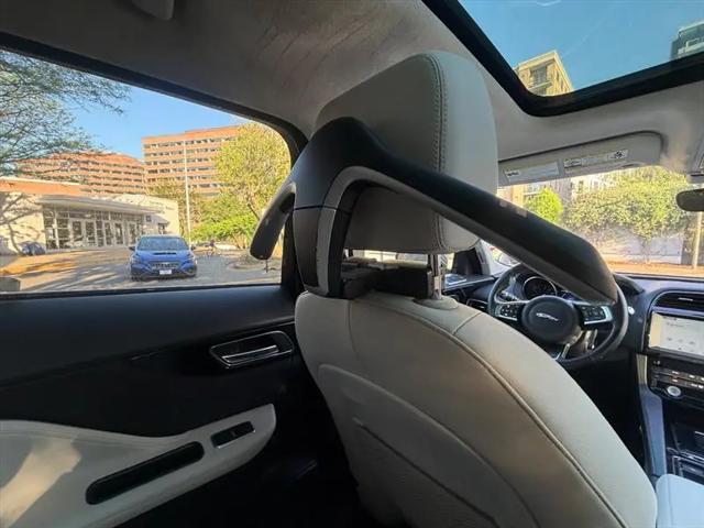 2019 Jaguar F-PACE 25t Prestige
