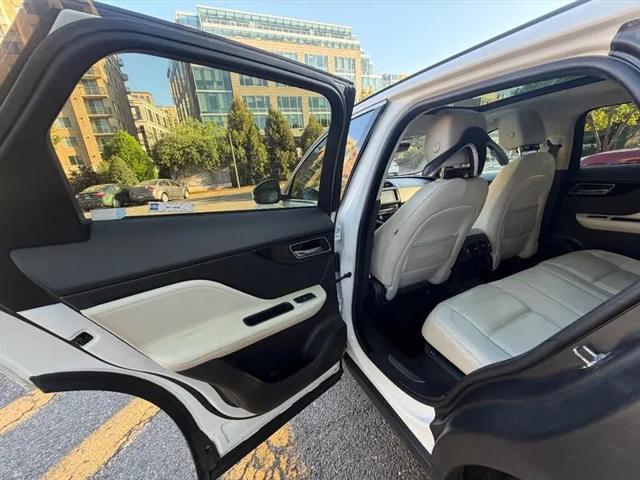 2019 Jaguar F-PACE 25t Prestige