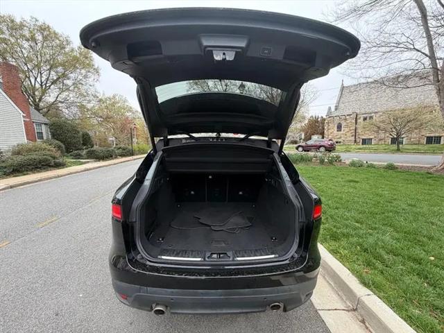 2019 Jaguar F-PACE 30t Prestige