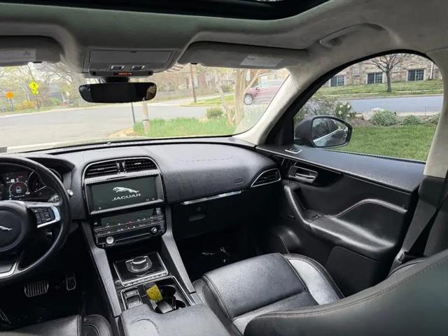 2019 Jaguar F-PACE 30t Prestige