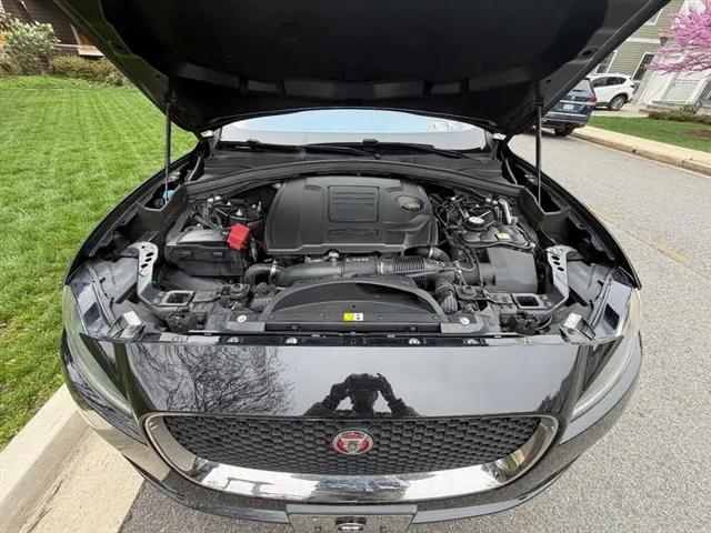 2019 Jaguar F-PACE 30t Prestige