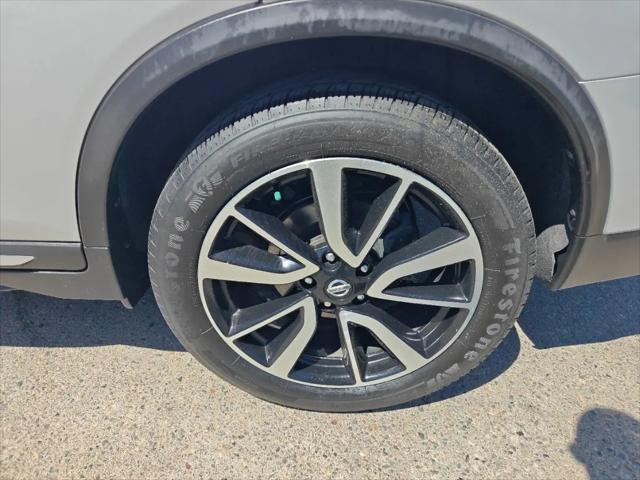 2020 Nissan Rogue SL FWD