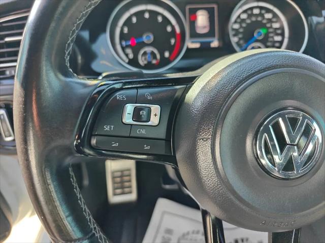 2017 Volkswagen Golf R 4-Door w/DCC & Navigation