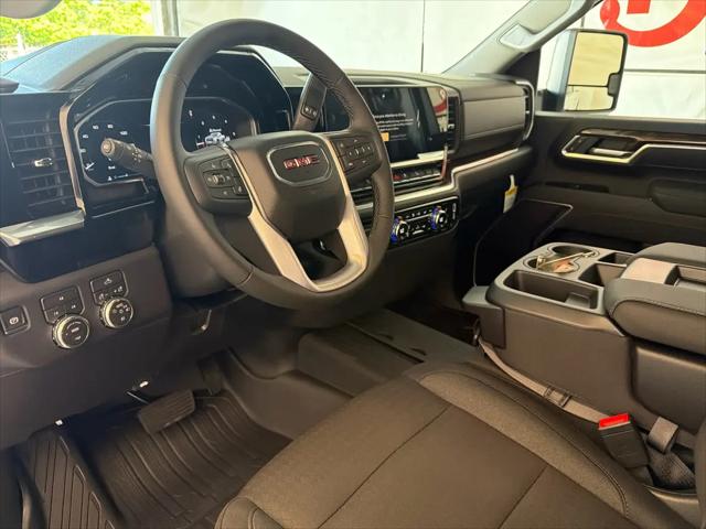 2026 GMC Sierra 2500HD Crew Cab, Standard Bed, SLE, 4WD