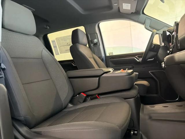 2026 GMC Sierra 2500HD Crew Cab, Standard Bed, SLE, 4WD
