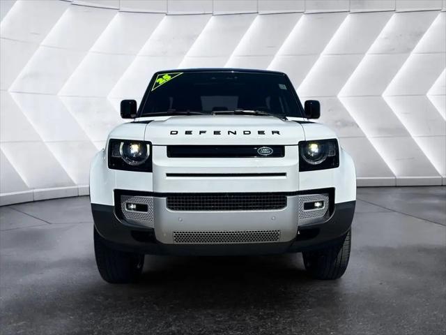 2025 Land Rover Defender 90 P300 S