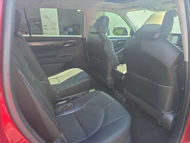 2022 Toyota Highlander Limited