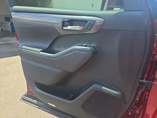 2022 Toyota Highlander Limited