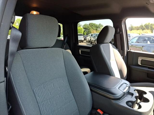 2024 Ram 1500 Classic Warlock Crew Cab 4x4 5'7" Box