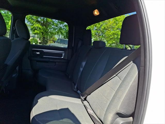2024 Ram 1500 Classic Warlock Crew Cab 4x4 5'7" Box