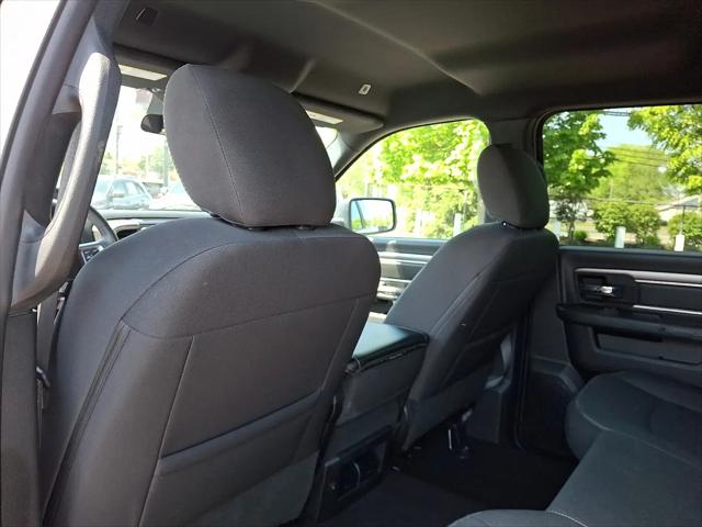 2024 Ram 1500 Classic Warlock Crew Cab 4x4 5'7" Box