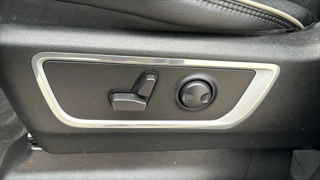 2023 Ram 1500 Laramie Crew Cab 4x4 5'7" Box