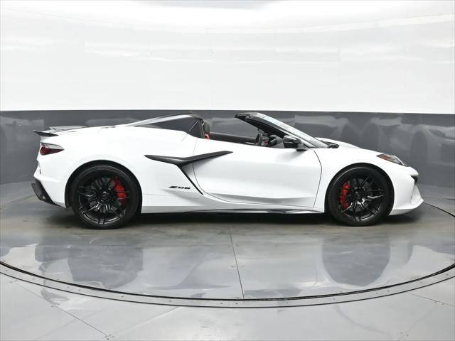 2025 Chevrolet Corvette Z06 RWD Convertible 2LZ
