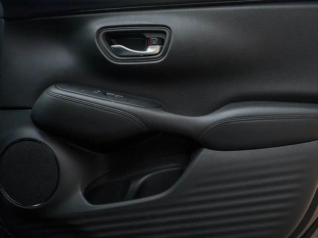 2026 Honda HR-V AWD LX