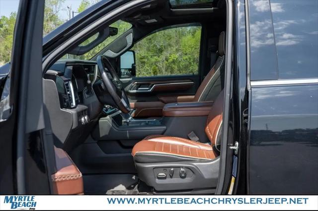 2024 GMC Sierra 3500HD 4WD Crew Cab Standard Bed Denali Ultimate