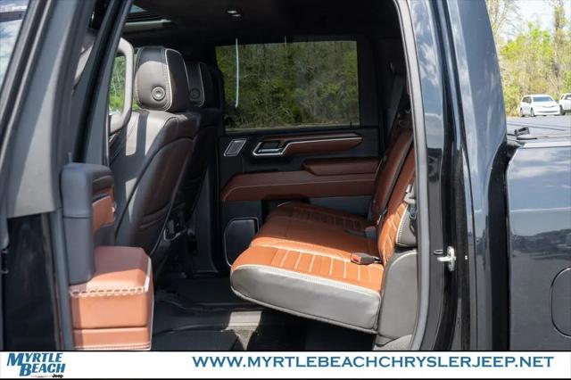 2024 GMC Sierra 3500HD 4WD Crew Cab Standard Bed Denali Ultimate