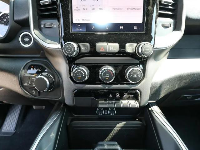2026 Ram 1500 Express Crew Cab 4x4 57 Box
