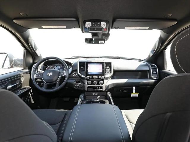 2026 Ram 1500 Express Crew Cab 4x4 57 Box