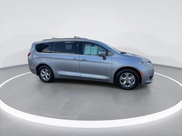 2018 Chrysler Pacifica Hybrid Limited