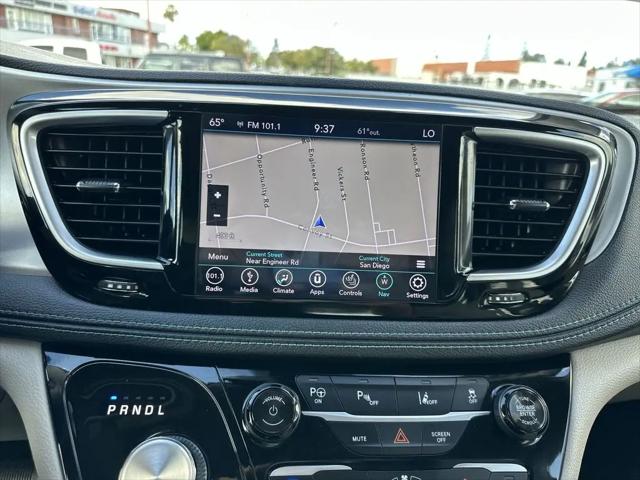 2018 Chrysler Pacifica Hybrid Limited