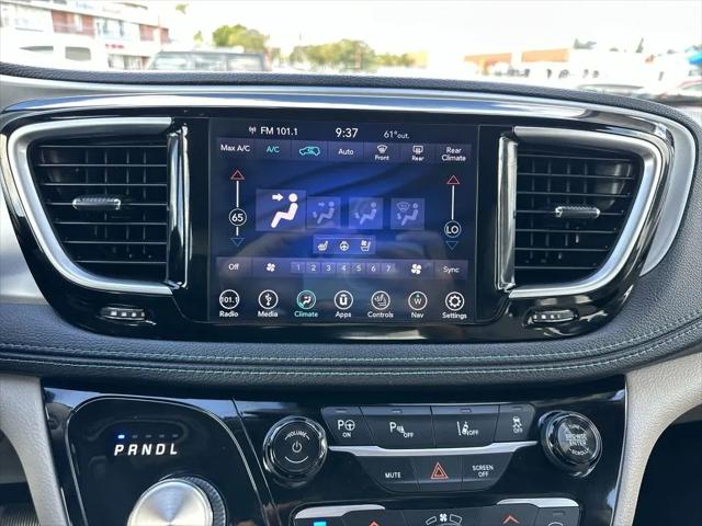 2018 Chrysler Pacifica Hybrid Limited