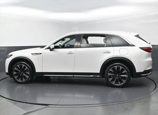 2024 Mazda X-90 Premium Plus