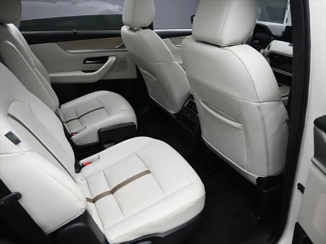 2024 Mazda X-90 Premium Plus