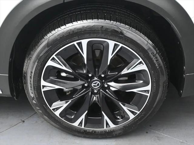 2024 Mazda X-90 Premium Plus