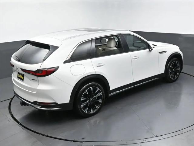 2024 Mazda X-90 Premium Plus