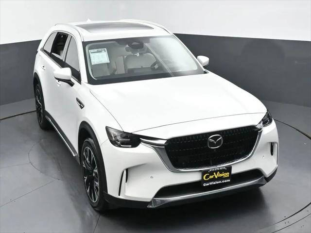 2024 Mazda X-90 Premium Plus
