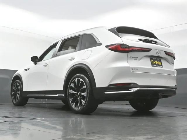 2024 Mazda X-90 Premium Plus