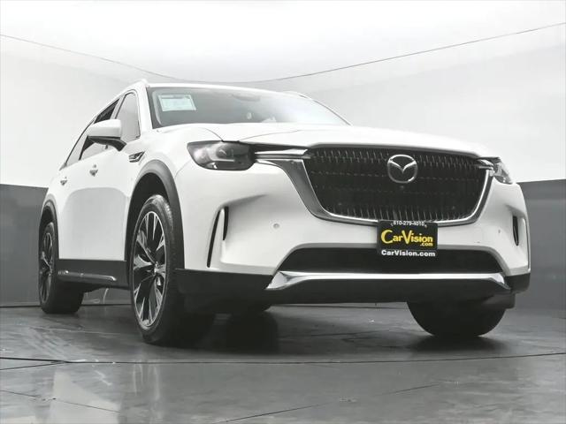 2024 Mazda X-90 Premium Plus